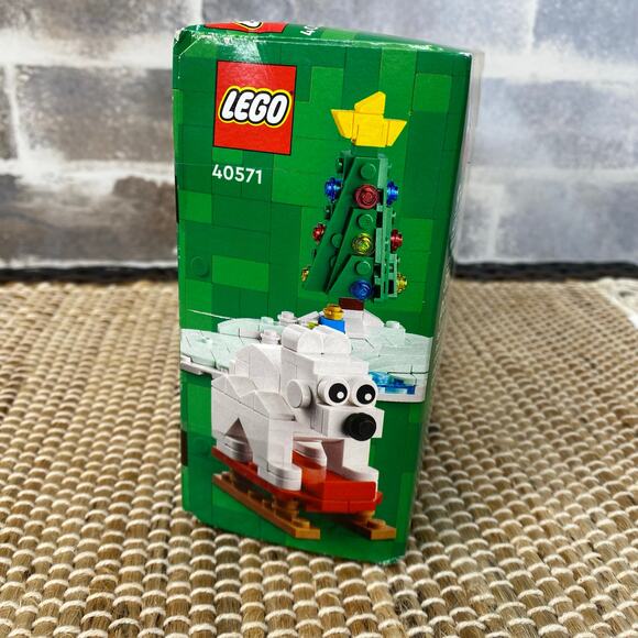 LEGO Limited Edition Retired Seasonal NEW Sealed Wintertime Polar Bear # 40571 - Picture 3 of 8
